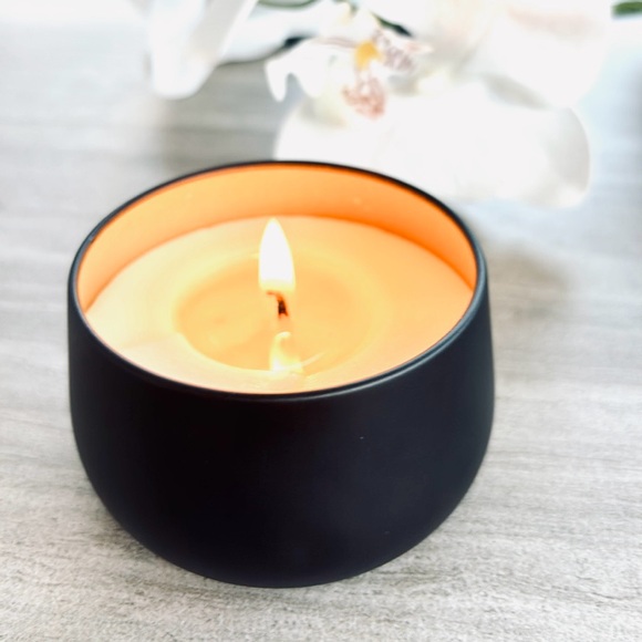 Handcrafted citronella candle from premium soy wax . - Picture 6 of 7